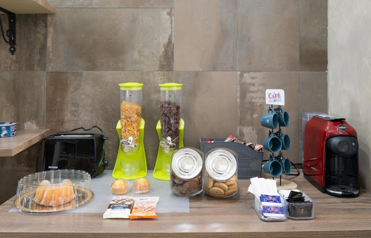 Dimora Dei Sogni Bed & Breakfast Napoli Exterior foto